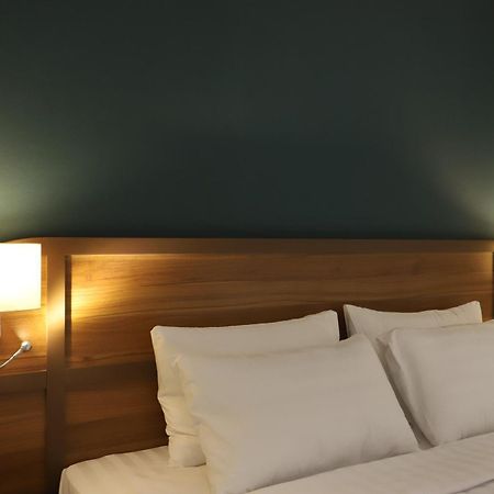 Lanura Apartments And Hotel 호치민 외부 사진